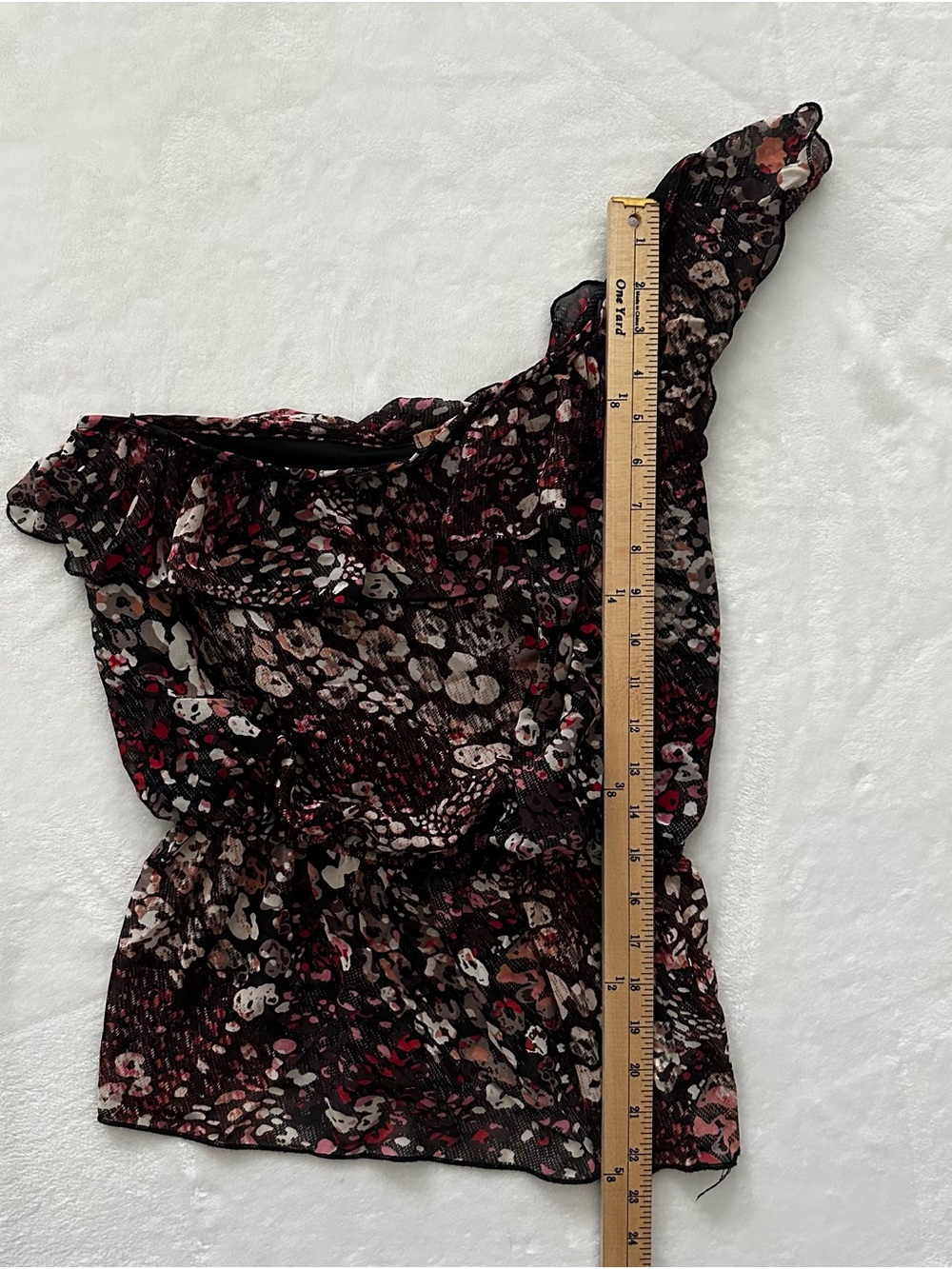 Julie's Closet One Shoulder Floral Ruffle Peplum Blouse Women’s Size Small - Picture 5 of 7